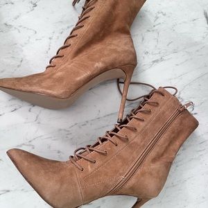 Brand new STEVE MADDEN Valency boots - never worn